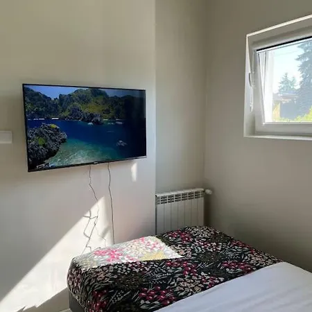 Apartment Ogrodowy *